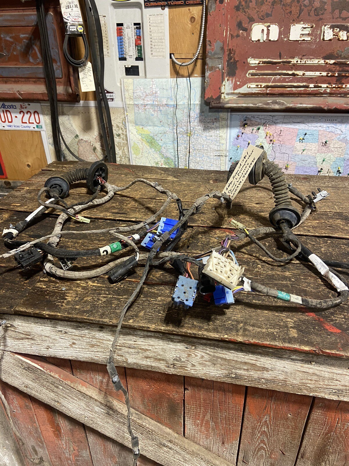 1994 - 1997 DODGE RAM POWER WINDOW DOOR HARNESS SET 56016934, 56016935