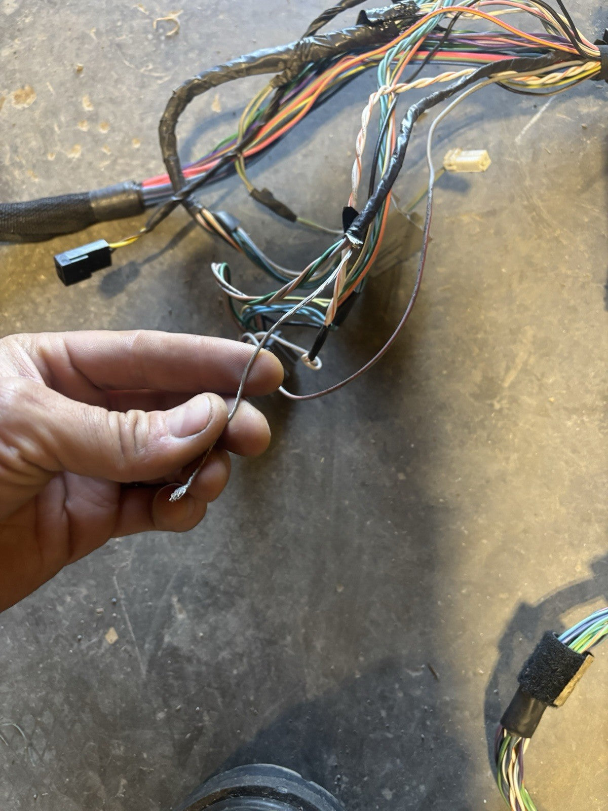 2006 2007 DODGE RAM CUMMINS AUTO DASH WIRING HARNESS LARAMIE 56051731AE