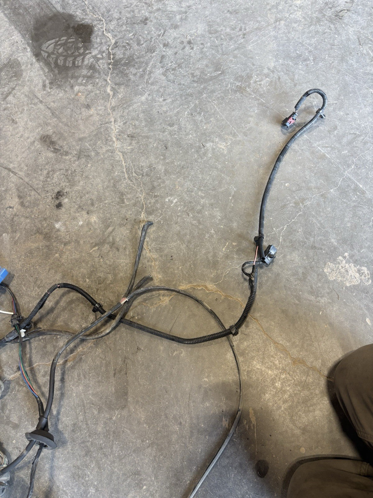 1998 DODGE RAM 2500 3500 12V 5.9L CUMMINS ENGINE BAY HARNESS 56045101AE