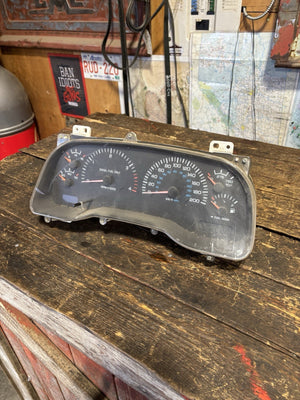 2001 2002 DODGE RAM 2500 3500 CUMMINS INSTRUMENT GAUGE CLUSTER 530km 56045790AD