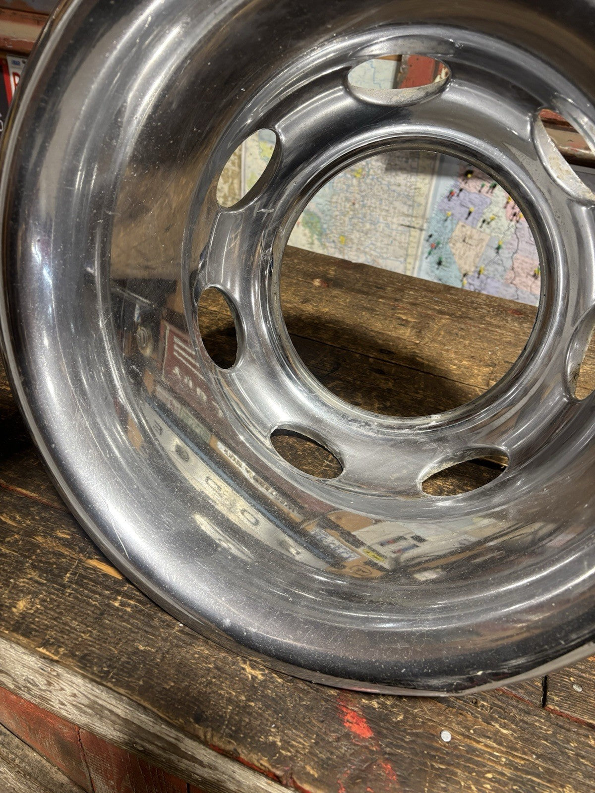 1999 - 2002 DODGE RAM 3500 DUALLY REAR HUB DISH SIMULATOR WHEEL COVER 52106449