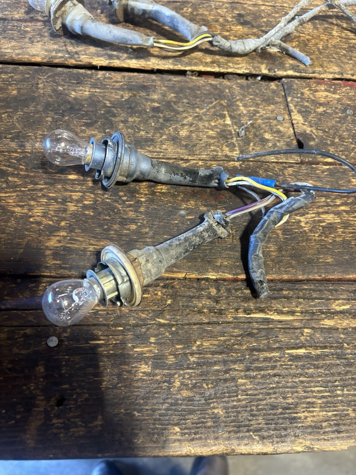 1989 - 1993 DODGE RAM 250 350 CUMMINS TAIL LIGHT WIRING HARNESS PIGTAILS