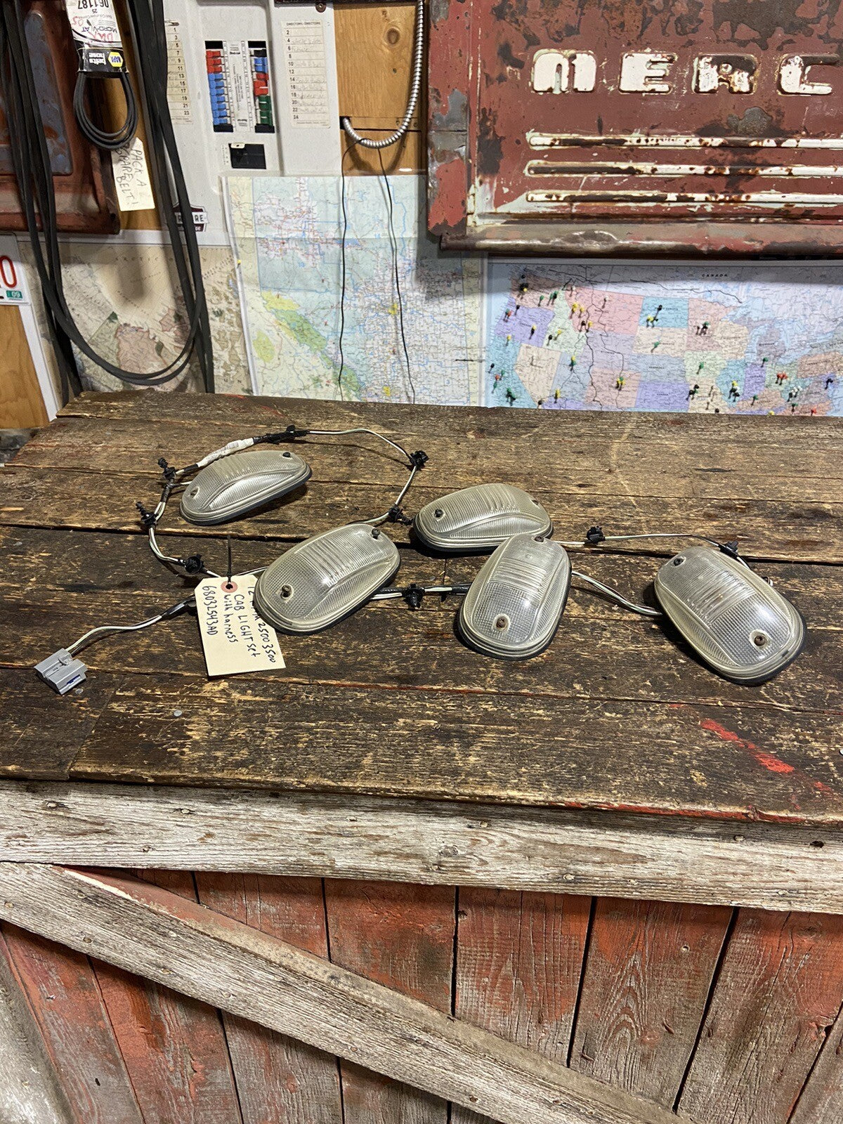 2010 - 2012 DODGE RAM 2500 3500 CAB CLEARANCE LIGHT SET WITH HARNESS 68032543AD