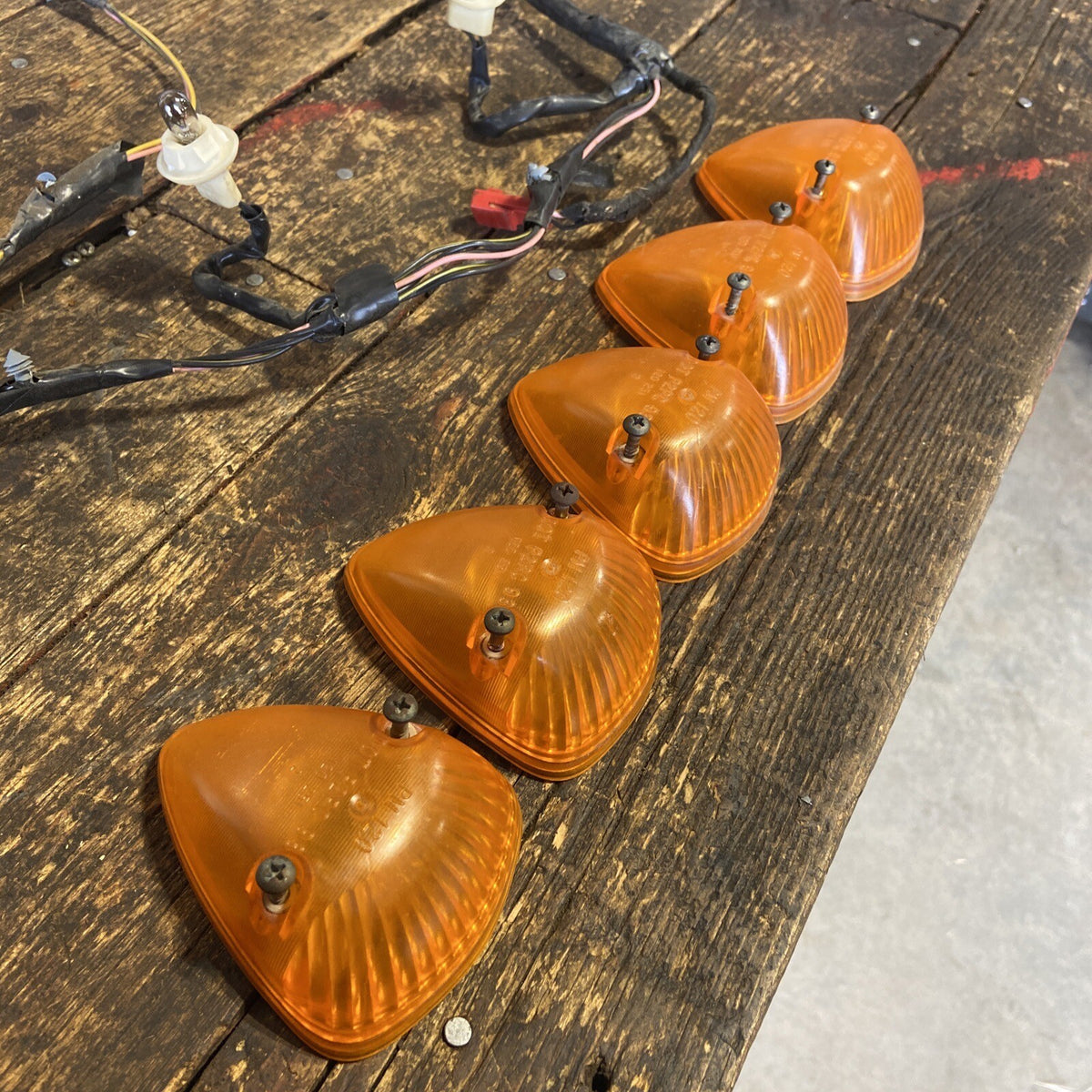 1994-1997 DODGE RAM 2500 3500 CAB CLEARANCE LIGHTS &amp; HARNESS 56020284