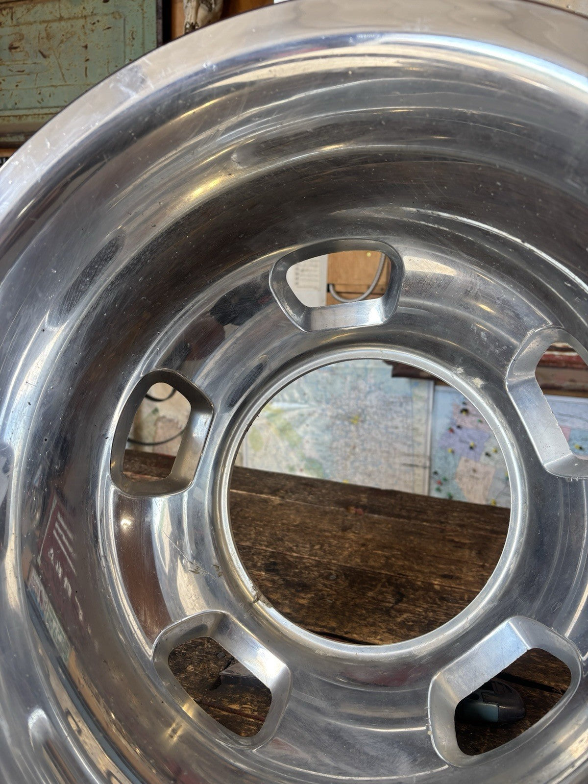 2003 - 2012 DODGE RAM 3500 DUALLY REAR HUB CENTER CAP DISH WHEEL COVER 52106882