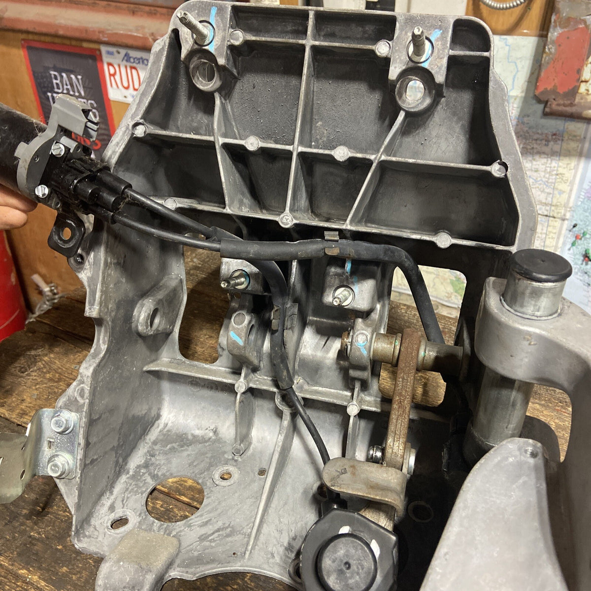 2004 - 2009 DODGE RAM 2500 3500 AUTO BRAKE / THROTTLE PEDALS SET POWER ADJUST