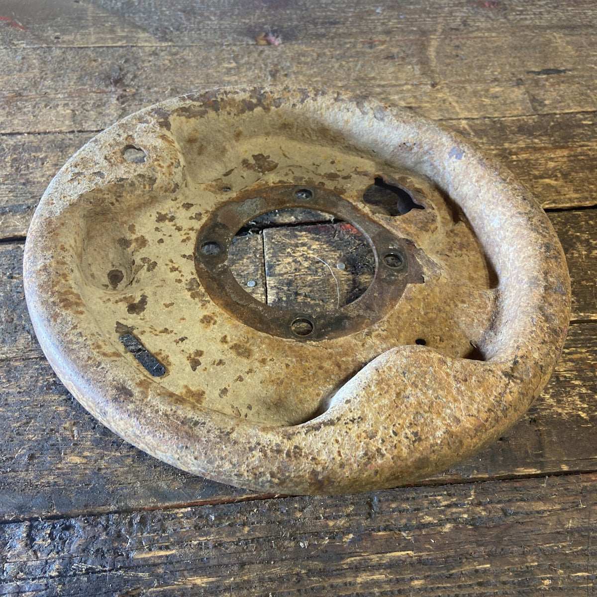 1989 -1993 DODGE RAM 250 SINGLEWHEEL PASSENGER SIDE BRAKE BACKING PLATE 324913-R