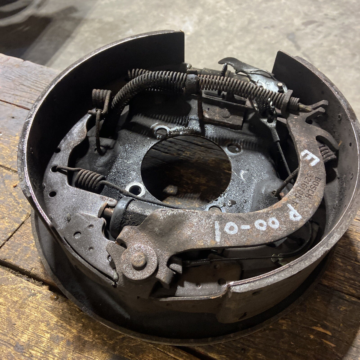 2000 2001 DODGE RAM 2500 DANA 80 PASSENGER SIDE BACKING PLATE 3215371-R