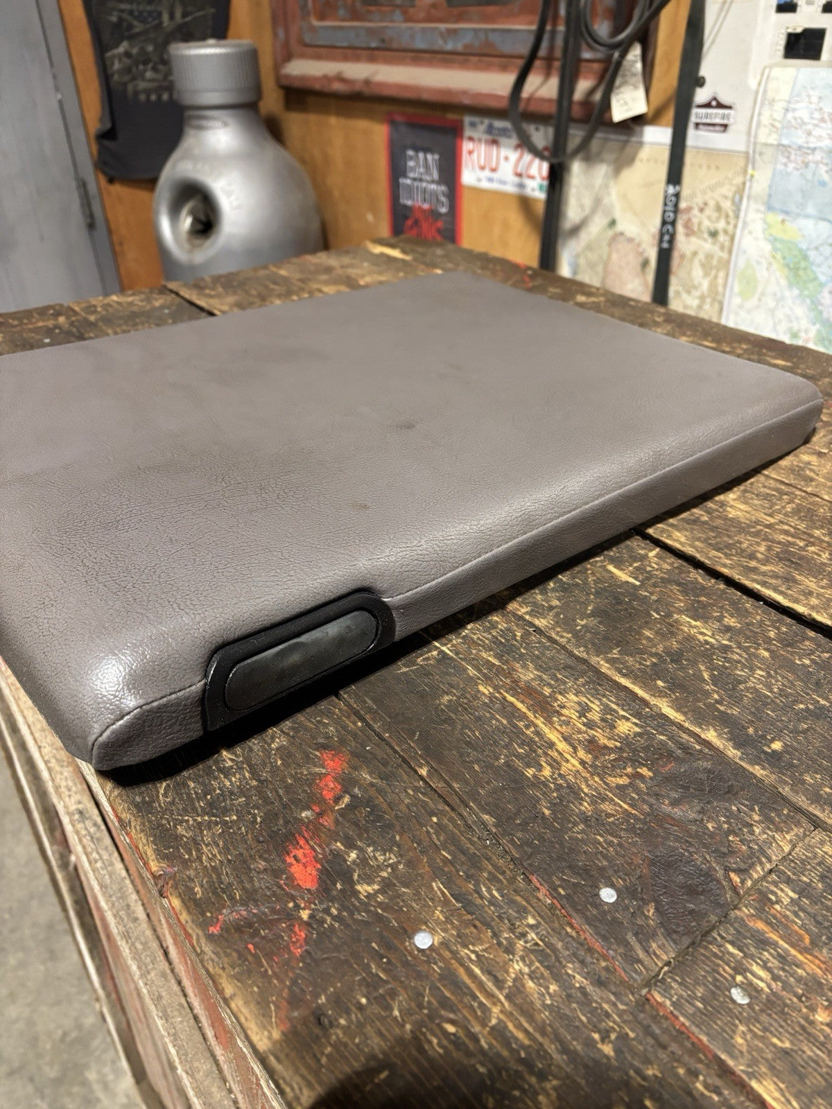 1994-1997 DODGE RAM 1500 2500 3500 CENTER SEAT CONSOLE LID ARM REST GREY