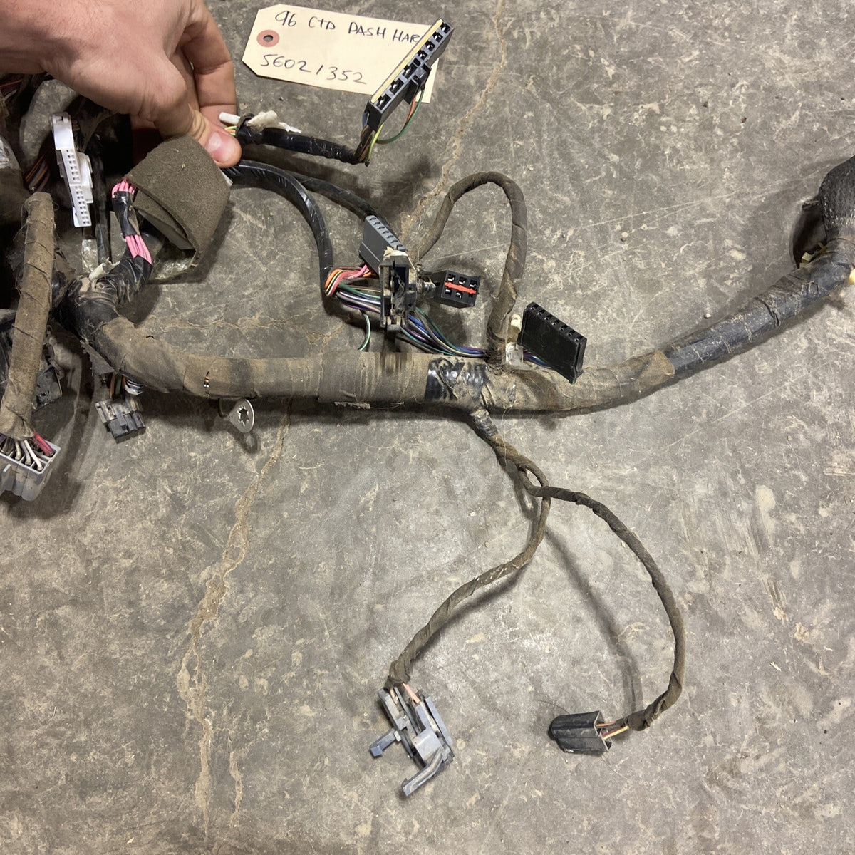 1996 DODGE RAM 2500 3500 CUMMINS AUTO DASH WIRING HARNESS 56021352