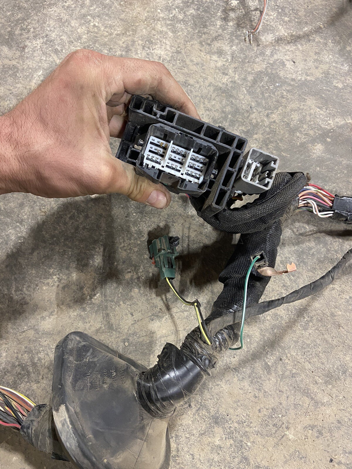 2012 DODGE RAM 2500 3500 CUMMINS BODY WIRING HARNESS P68084508AE