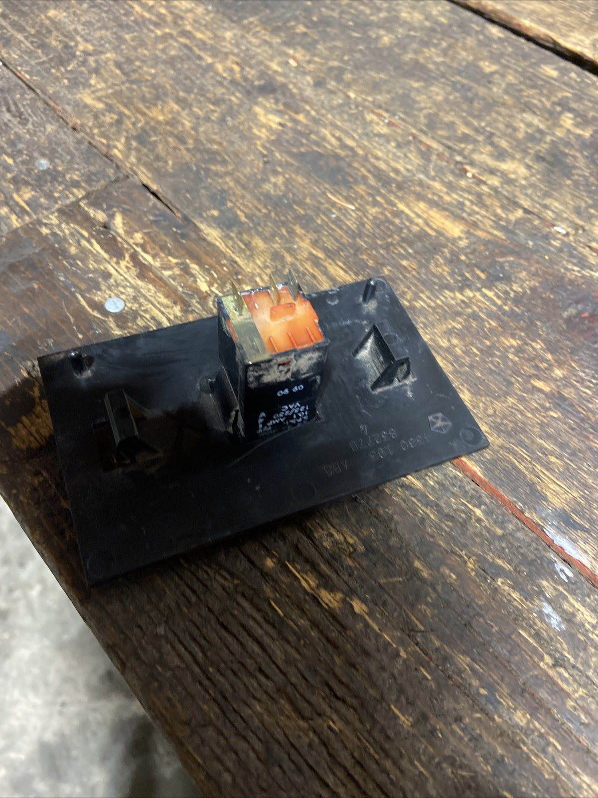 1989-1993 DODGE RAM 150 250 350 CARGO LIGHT SWITCH 1ST GEN CUMMINS 4360193