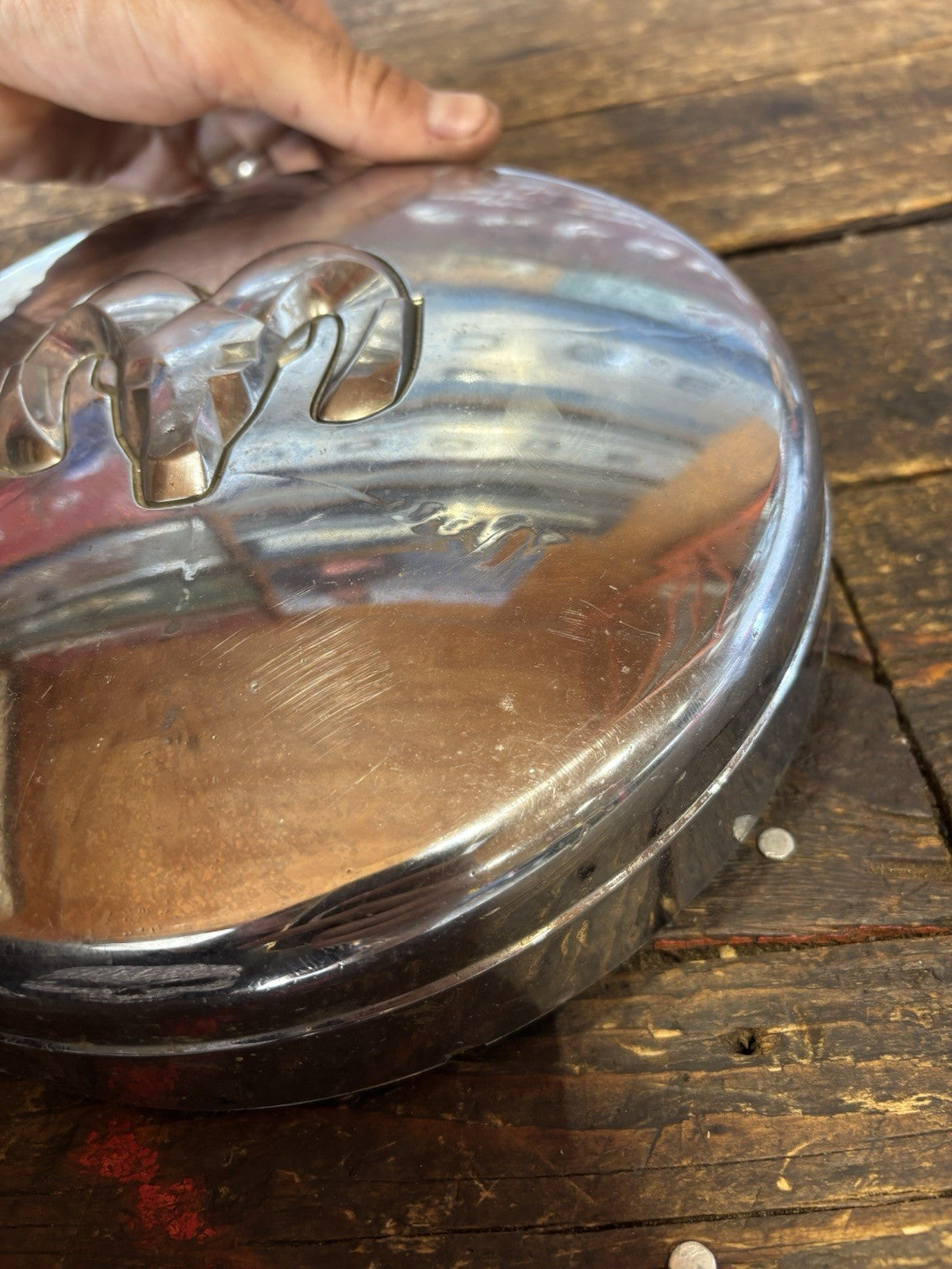 2003 - 2012 DODGE RAM 3500 DUALLY FRONT HUB CENTER CAP 52106876