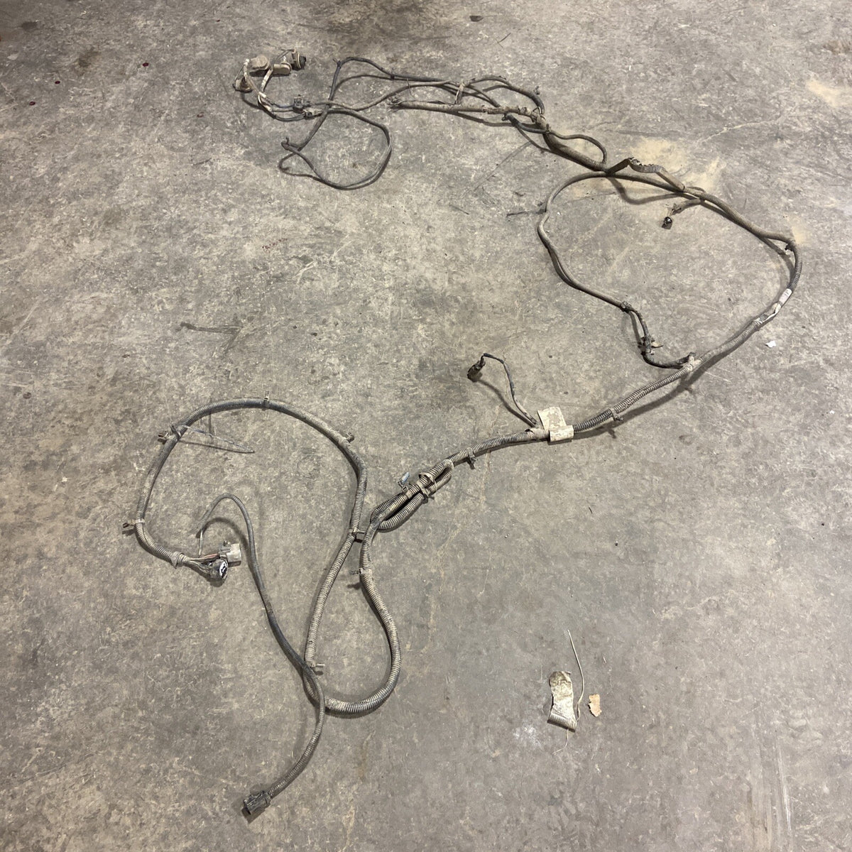 1998 DODGE RAM 2500 3500 V10 / CUMMINS EXT CAB SHORTBOX FRAME HARNESS 56020492AC