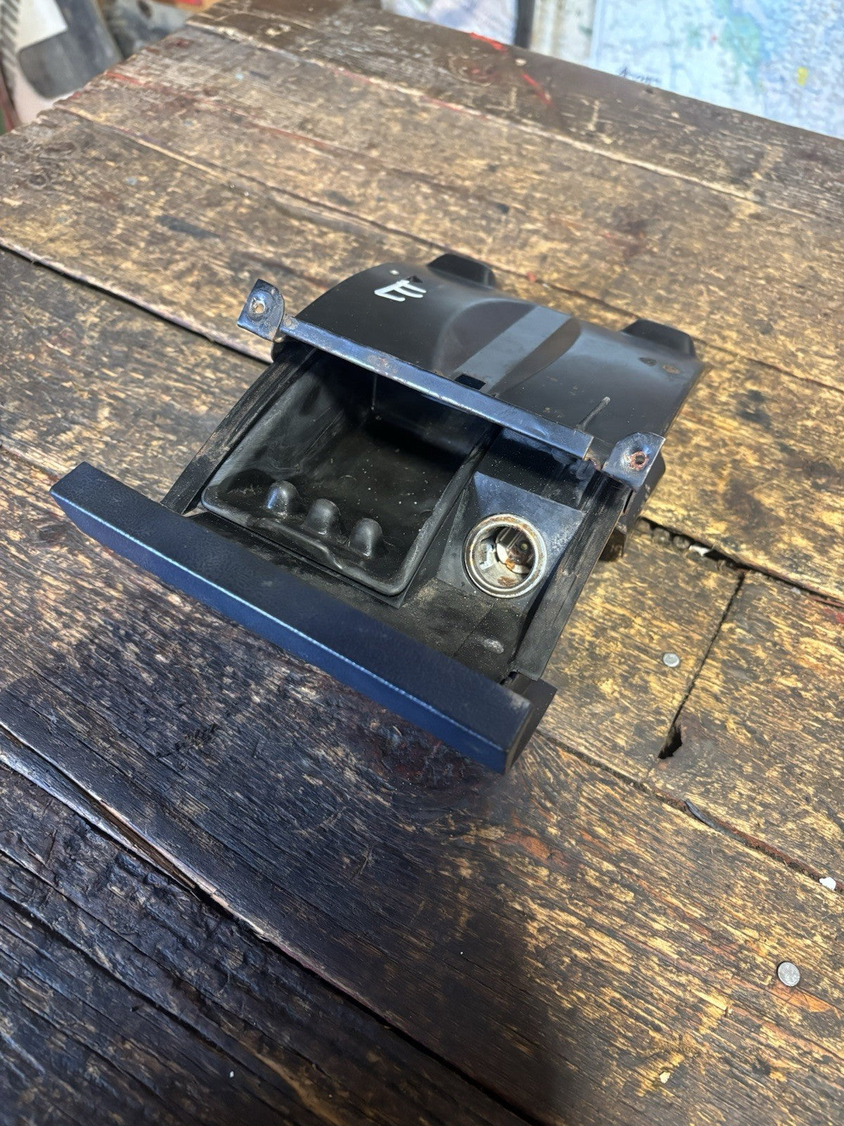 DARK BLUE ASH TRAY 1989-1993 DODGE RAM 150 250 350 TRUCKS 1ST GEN