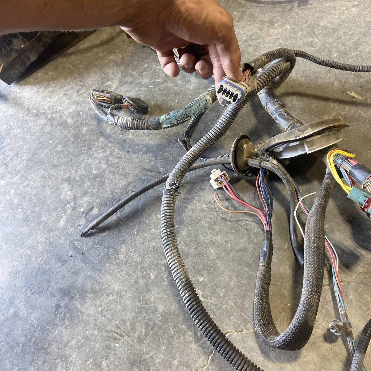 2001 DODGE RAM 2500 3500 CUMMINS ENGINE BAY WIRING HARNESS 56045945AE