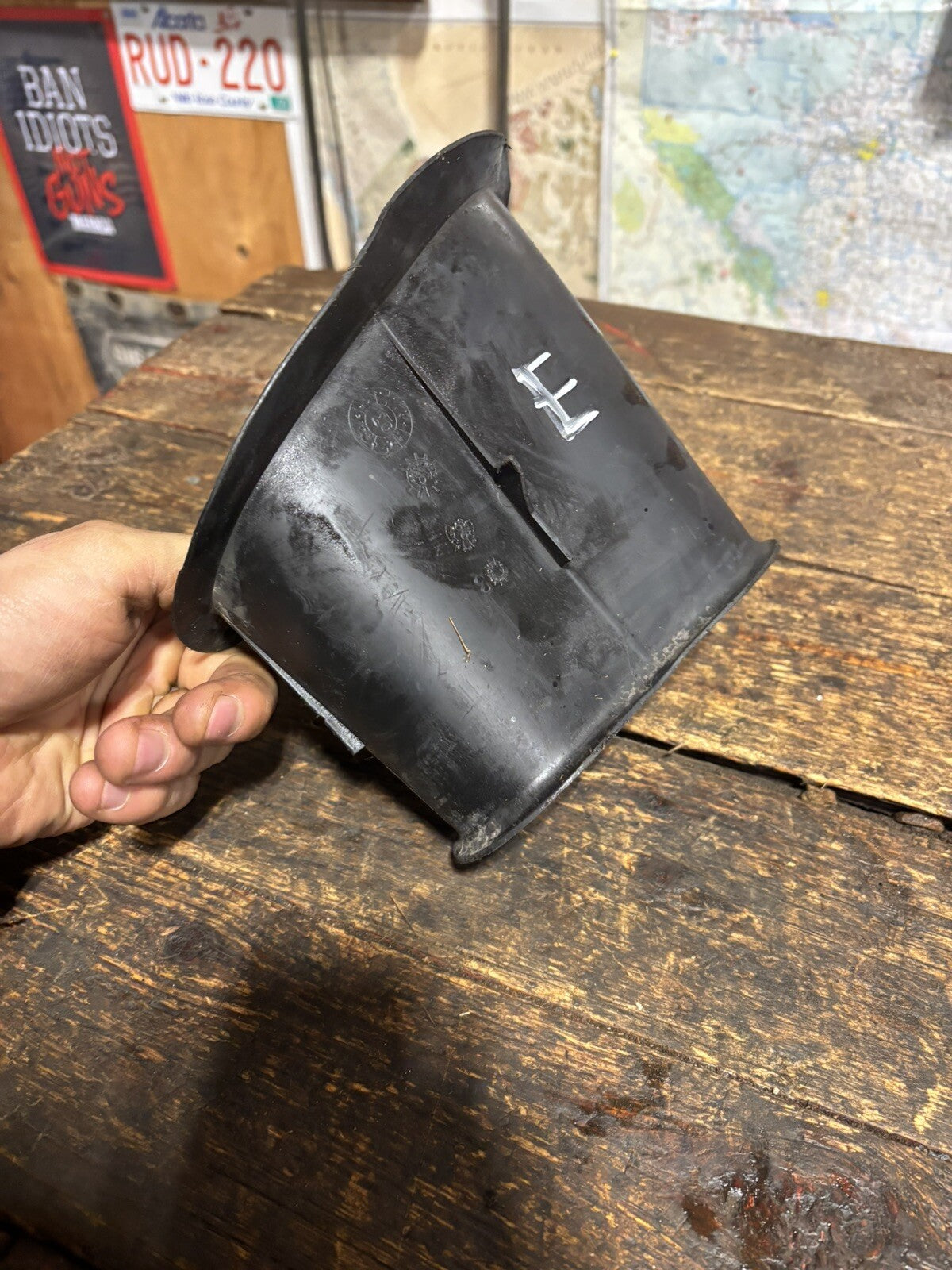 1994 - 2002 DODGE RAM 2ND GEN CUMMINS INNER FENDER AIR DUCT TO AIR BOX 53031610