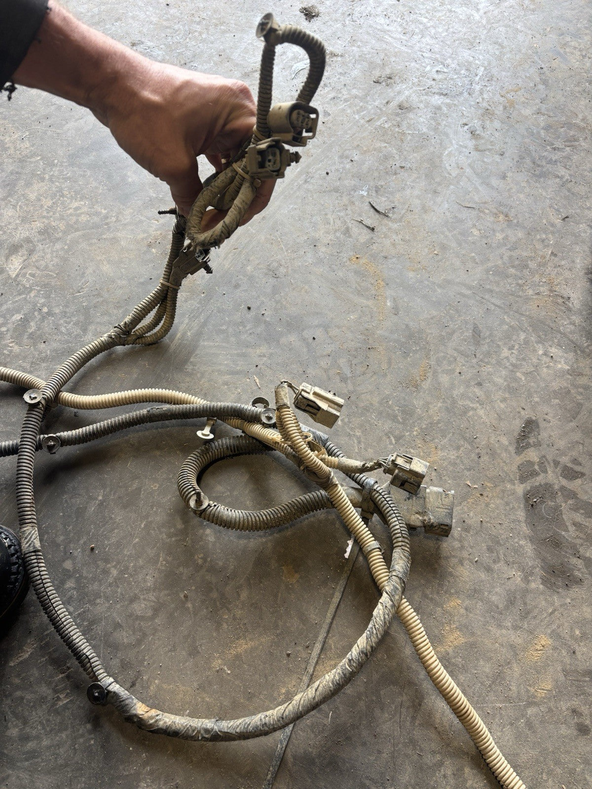 2012 RAM 2500 3500 6.7L CUMMINS ENGINE / AUTO TRANSMISSION HARNESS PN 68140305AC