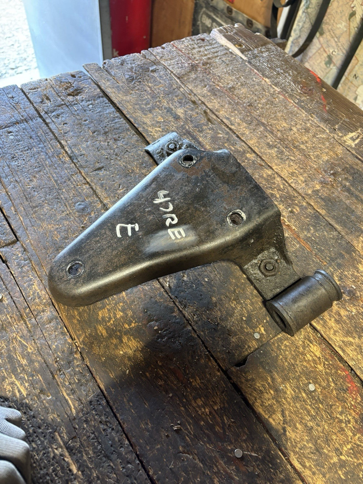 1996 - 2002 Dodge Ram 5.9L Cummins 47RE 2WD Transmission Mount Bracket 52058695