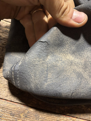 1994-1997 DODGE RAM 2500 3500 CUMMINS 2WD MANUAL TRANSMISSION SHIFTER BOOT SET