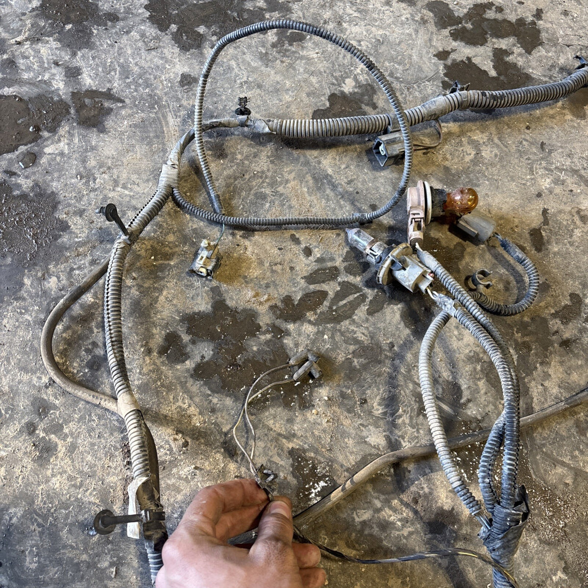 2008 DODGE RAM 2500 3500 6.7L CUMMINS 6spd G56 ENGINE BAY HARNESS 68035301ac