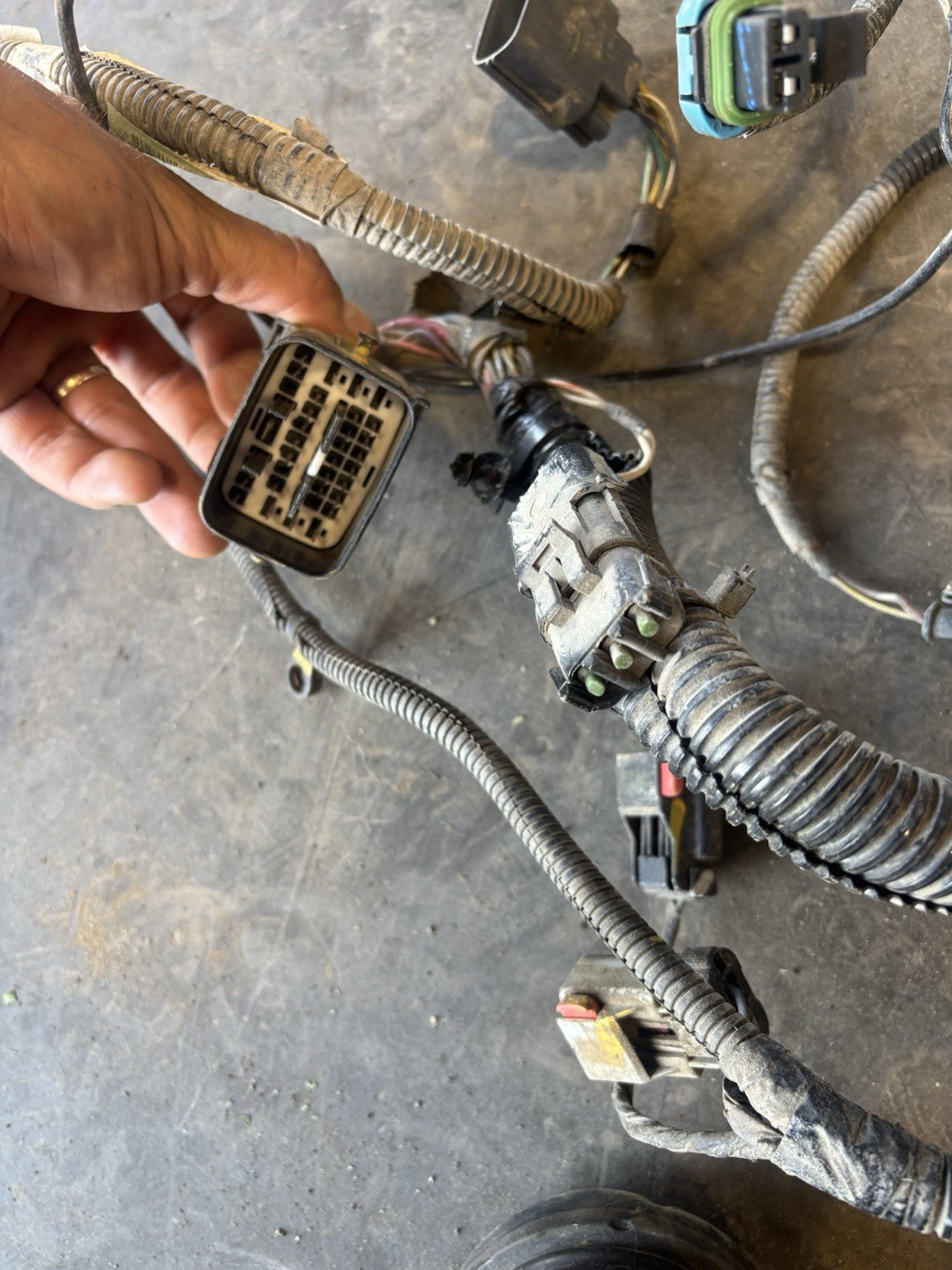 2008 DODGE 6.7L CUMMINS 6SP MANUAL ENGINE TRANS HARNESS 4980107 4946174 04801409