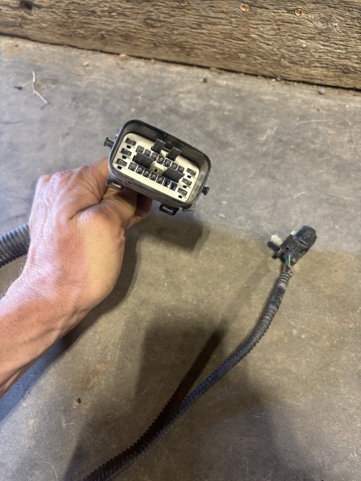 2008 DODGE RAM 2500 3500 6.7L CUMMINS 6spd G56 ENGINE BAY HARNESS 68035301ae