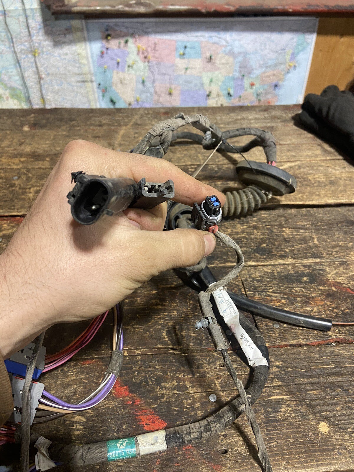 1994 - 1997 DODGE RAM POWER WINDOW DOOR HARNESS SET 56016934, 56016935