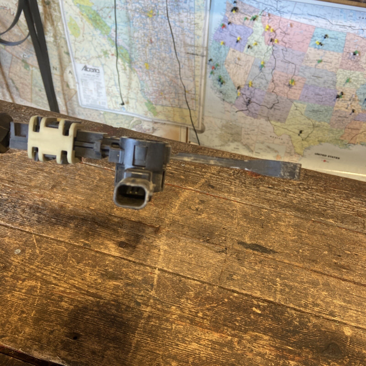 2006-2008 DODGE RAM 1500 2500 AUTOMATIC SHIFTER CABLE 52107847