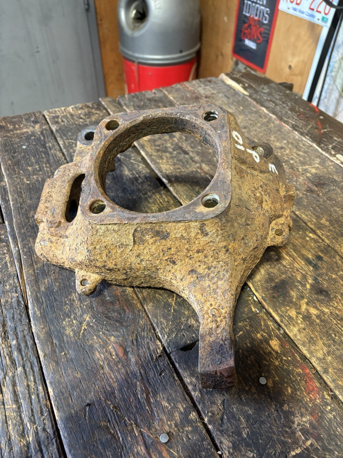 DANA 60 PASSENGER STEERING KNUCKLE 2000 - 2002 DODGE RAM 2500/3500 4X4