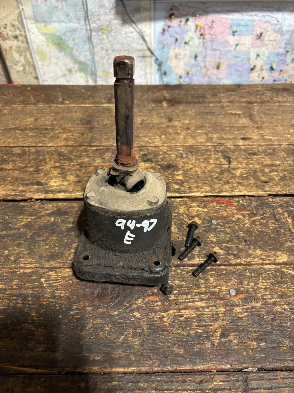 2ND GEN 1994 - 1997 DODGE RAM 1500 NV3500 MANUAL TRANSMISSION SHIFTER STUB TOP