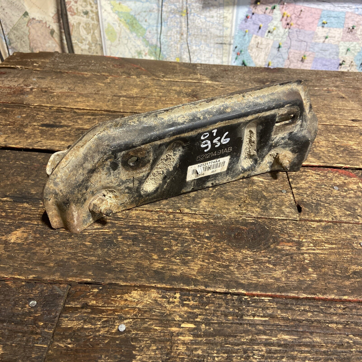 2004 - 2012 DODGE RAM 2500 3500 CUMMINS G56 MANUAL TRANSMISSION MOUNT 52121491AC