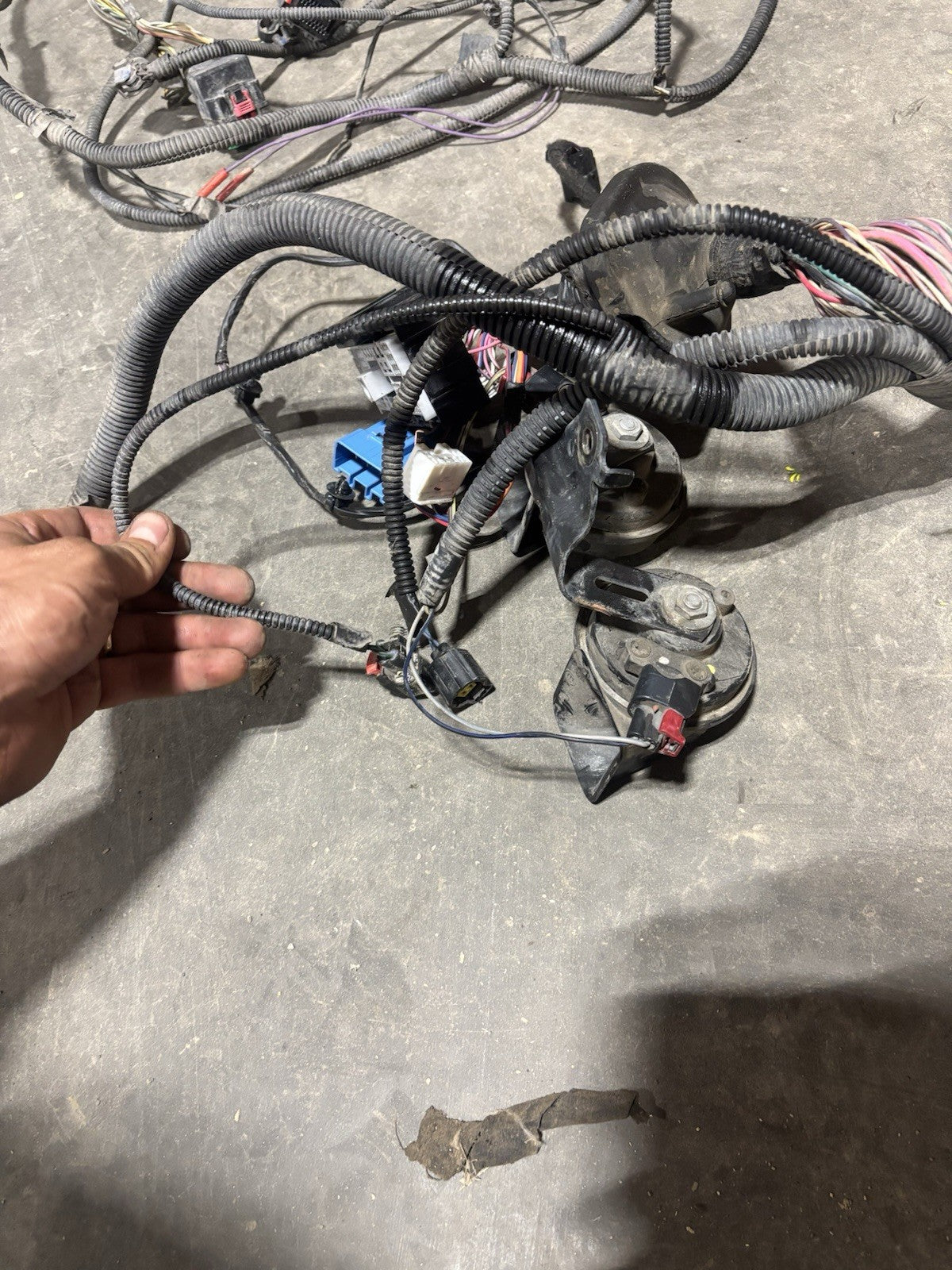 2009 DODGE RAM 2500 3500 6.7L CUMMINS ENGINE BAY WIRING HARNESS 68034596 AE