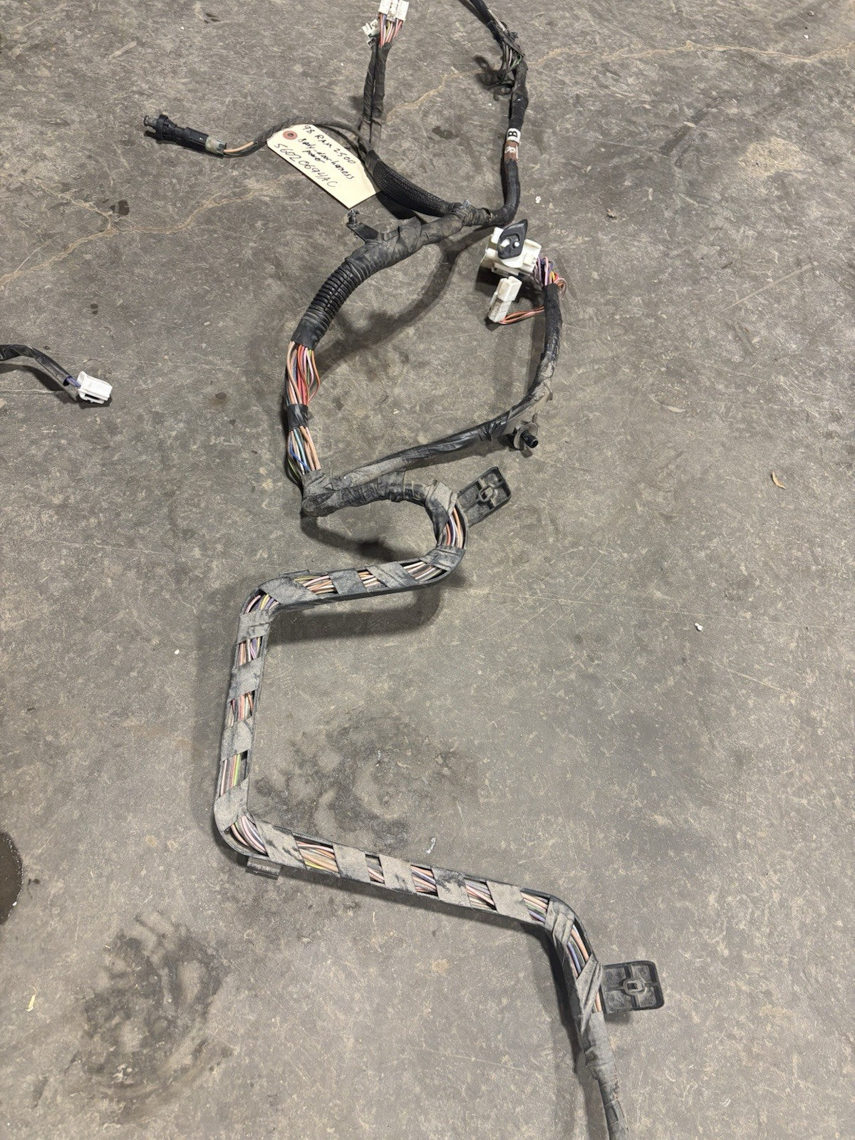 1998 DODGE RAM BEHIND DASH HARNESS & Through CAB HARNESS BASE MODEL 56020694ac