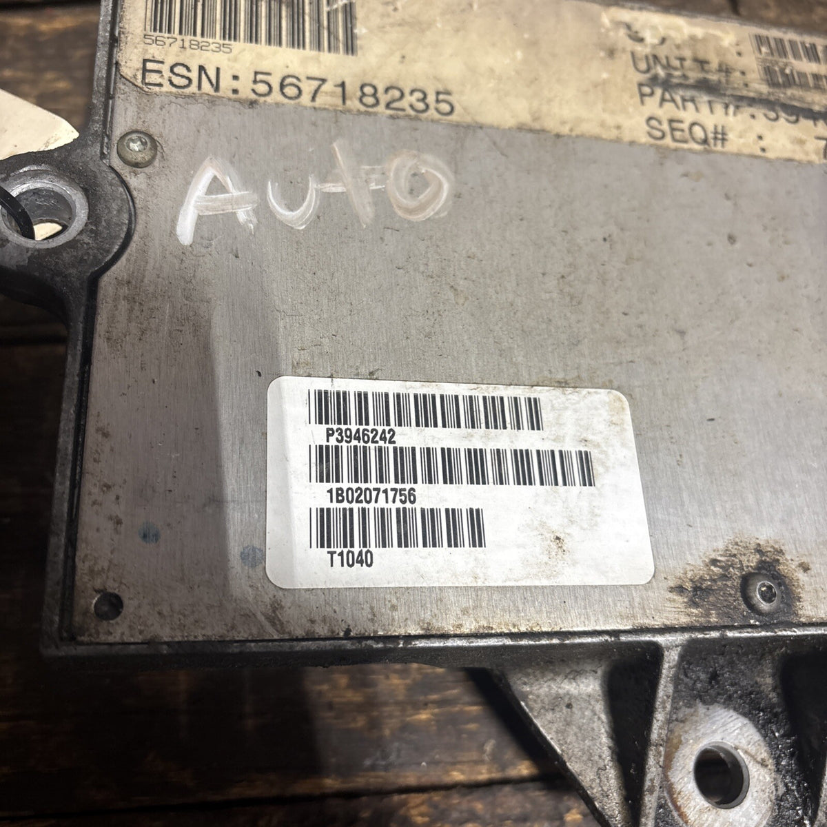 2000 2001 DODGE RAM 2500 3500 5.9L CUMMINS AUTO ECM 3946242 ENGINE COMPUTER