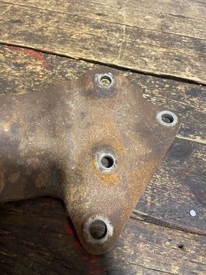 1ST GEN DODGE 1989 -1993 RAM 150 250 350 4X4 STEERING BOX BRACKET