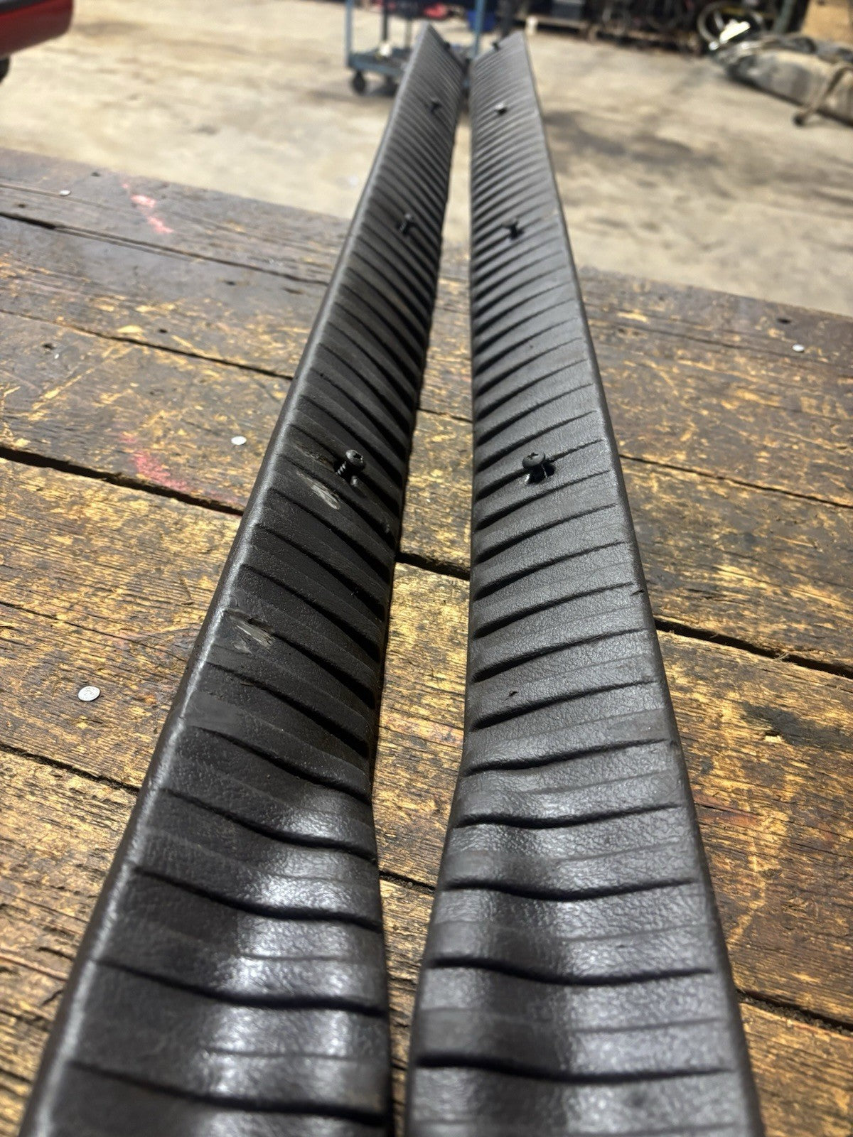 1998-2002 DODGE RAM 2500 3500 SET OF DARK GREY FLOOR TRIM FOR EXTENDED CAB