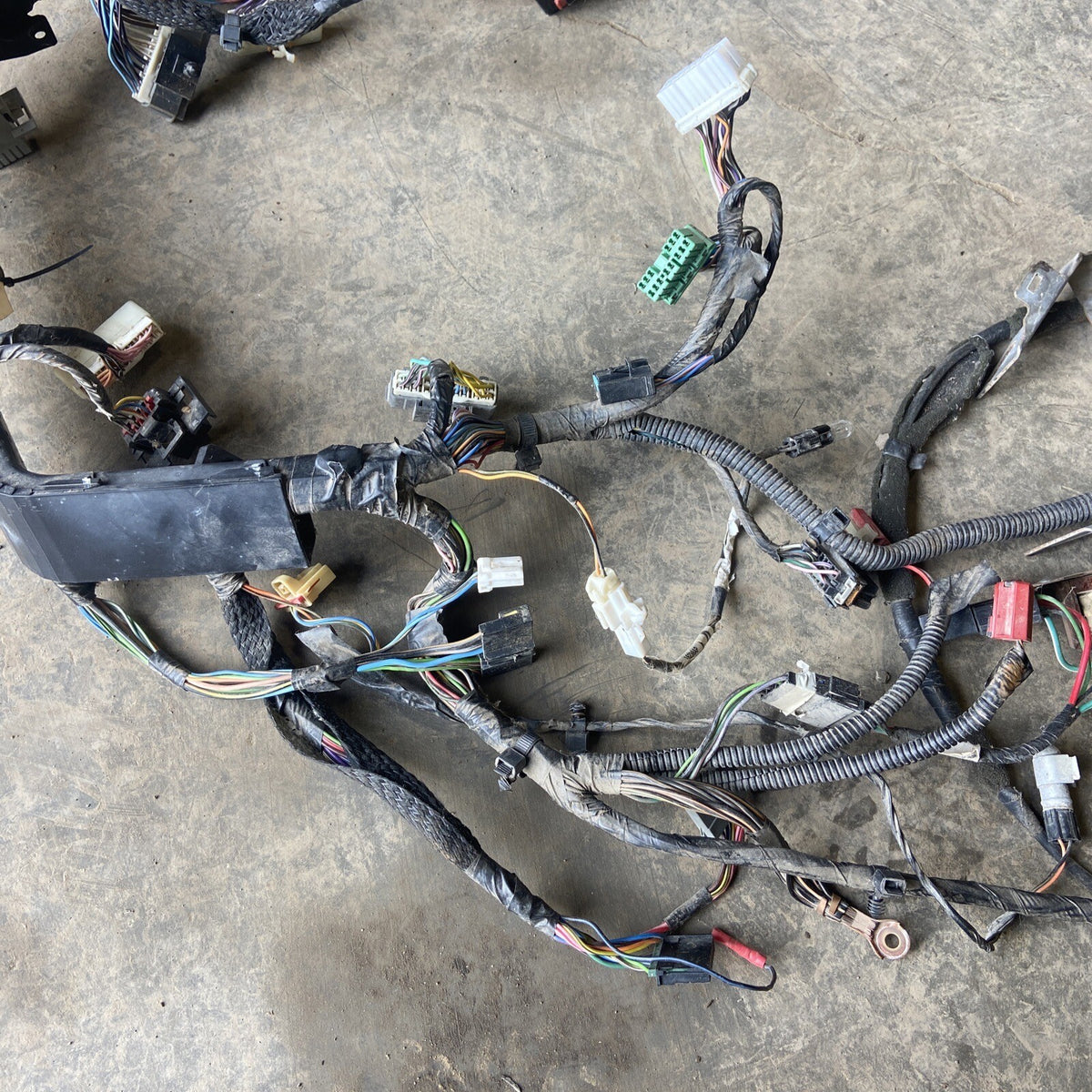 2001 2002 DODGE RAM 2500 3500 CUMMINS MANUAL TRANS DASH WIRING HARNESS 56045362
