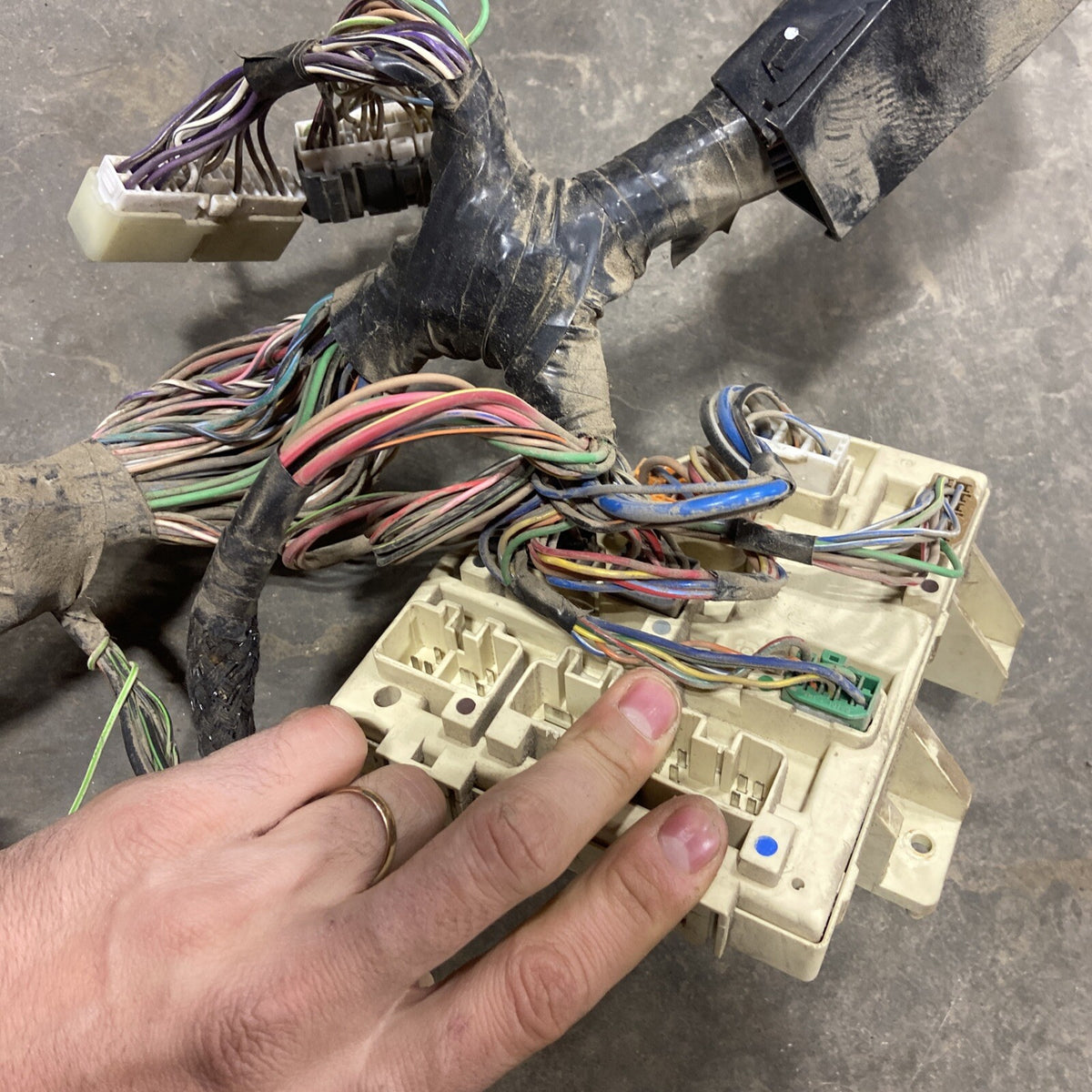 1998 DODGE RAM 2500 3500 12V/ 24V CUMMINS MANUAL DASH HARNESS 56020481AC