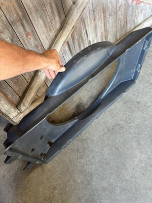 OEM 1994 - 2002 DODGE RAM 2500 3500 V10 8.0L FAN RADIATOR RAD SHROUD 52006486