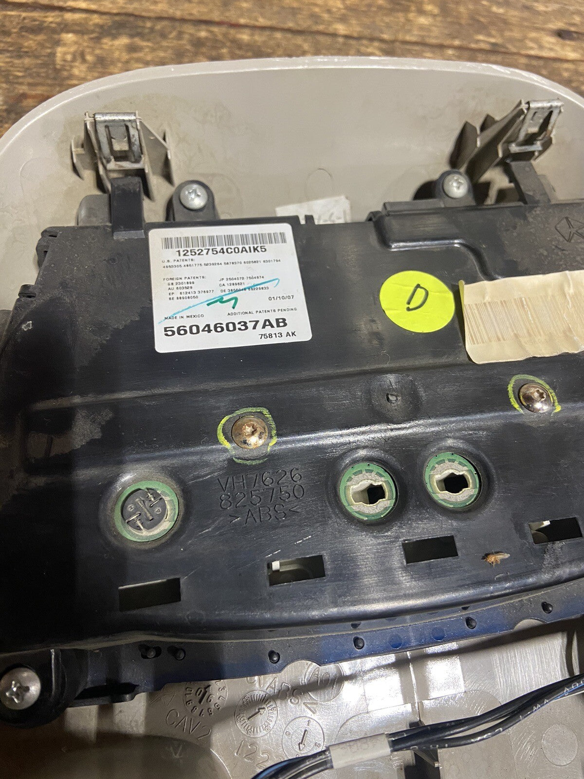 2007 2008 2009 DODGE RAM 2500 3500 OVERHEAD CONSOLE TEMP DISPLAY 56046037AB