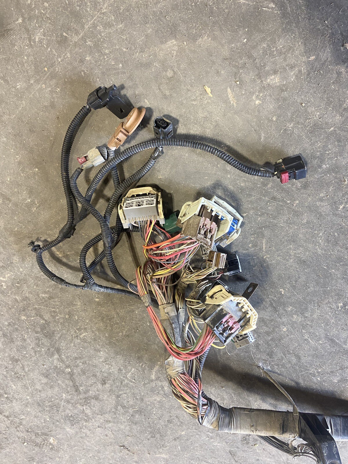2007 .5 2008 DODGE RAM 2500 3500 6.7L CUMMINS AUTO ENGINE BAY HARNESS 56055299