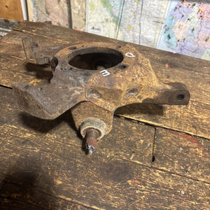 1994-1998 DODGE RAM 2500 3500 DANA 60 DRIVER SIDE STEERING KNUCKLE