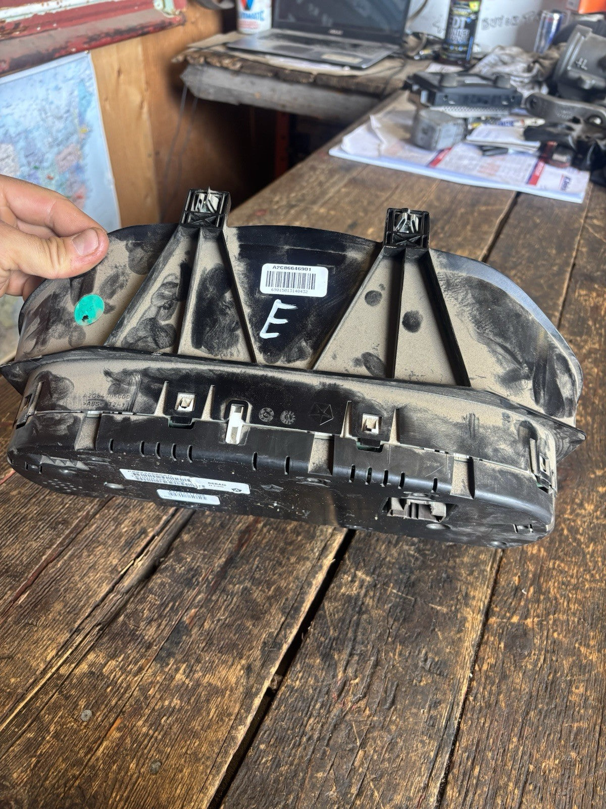 2015 RAM 2500 3500 CUMMINS SPEEDOMETER GAUGE INSTRUMENT CLUSTER KMS 68242868AD