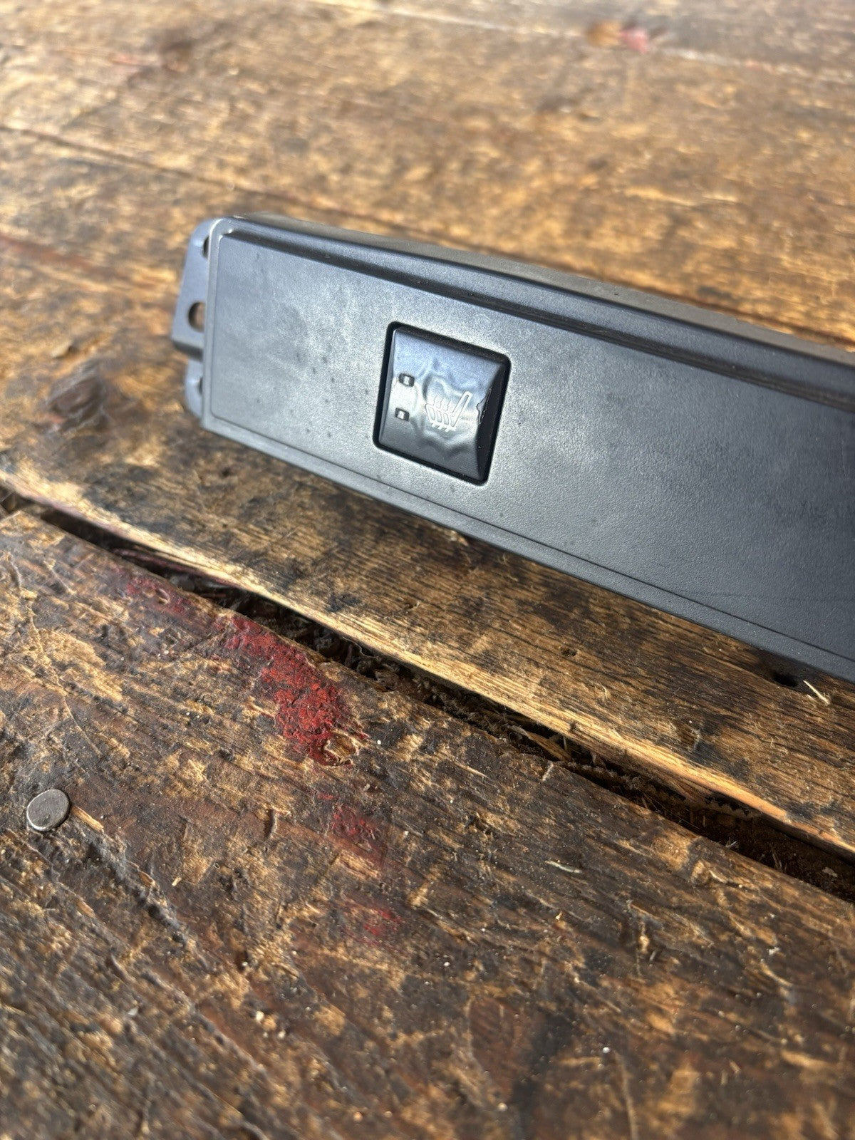 2006 - 2009 DODGE RAM HEATED SEAT SWITCH & BEZEL SWITCHES 56040688AD