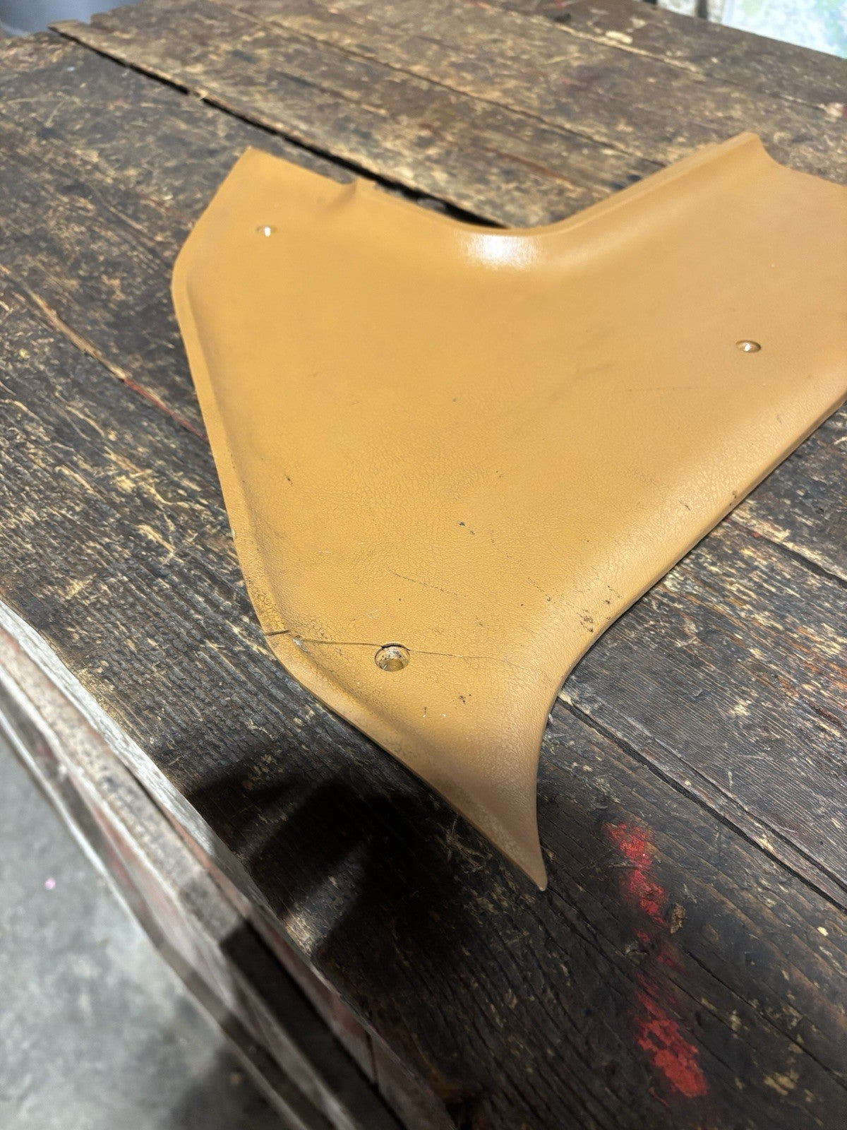 1989-1993 DODGE RAM TAN PASSENGER RIGHT SIDE KICK COWL PANEL 82897