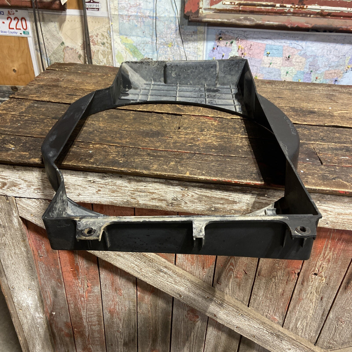 1989 - 1991 DODGE RAM 250 350 1ST GEN CUMMINS NON INTERCOOLED OEM FAN SHROUD