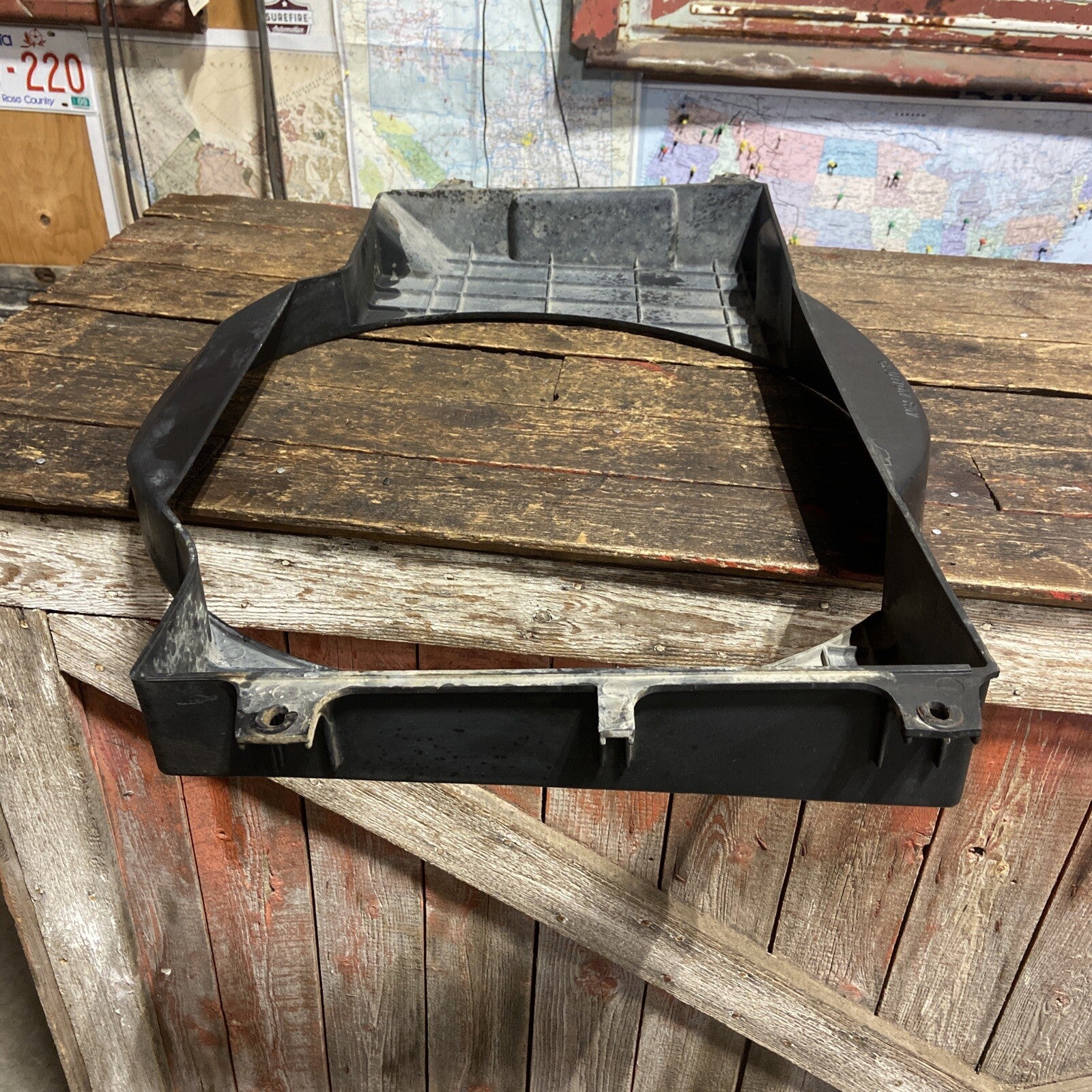 1989 - 1991 DODGE RAM 250 350 1ST GEN CUMMINS NON INTERCOOLED OEM FAN SHROUD