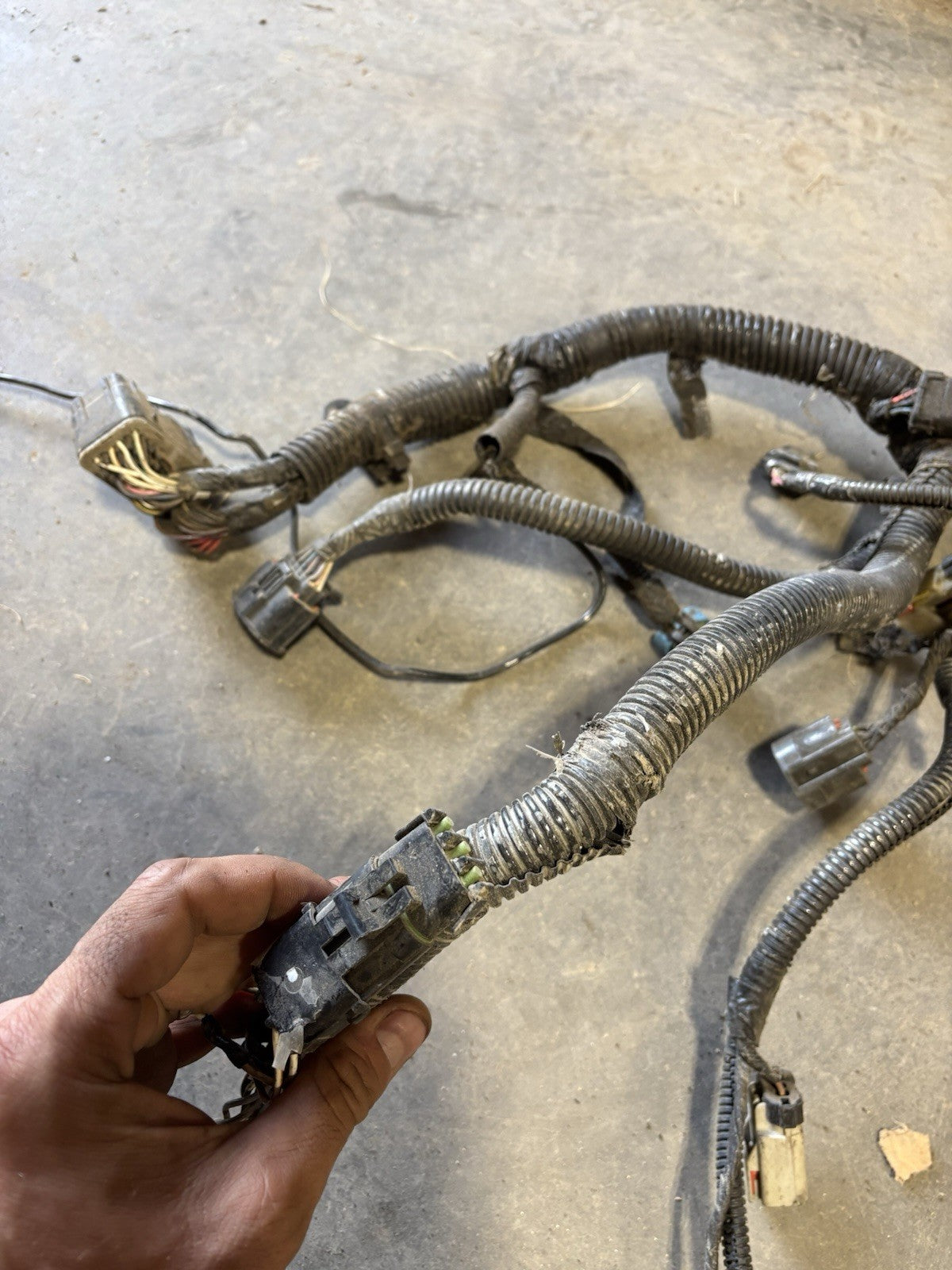 2007 .5 2008 DODGE RAM 6.7L AUTO CUMMINS ENGINE WIRING HARNESS 4946174