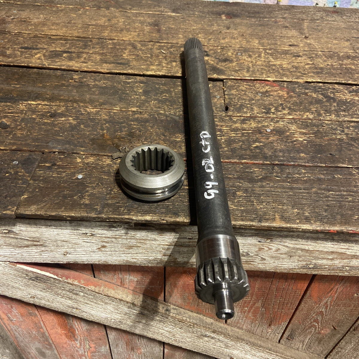 1999-2001 DODGE RAM 2500 3500 DANA 60 INTERMEDIATE AXLE WITH COLLAR